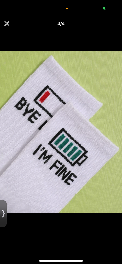 Slogan graphic socks